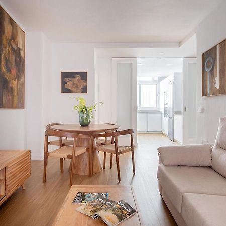 Magno Apartments Gonzalez Cuadrado إشبيلية المظهر الخارجي الصورة
